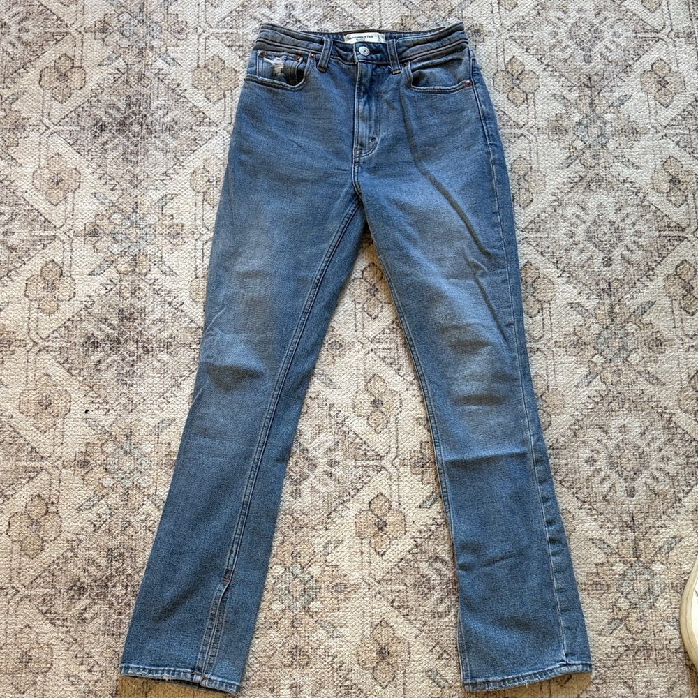 Abercrombie Curve Love The Skinny High Rise with Split Hem